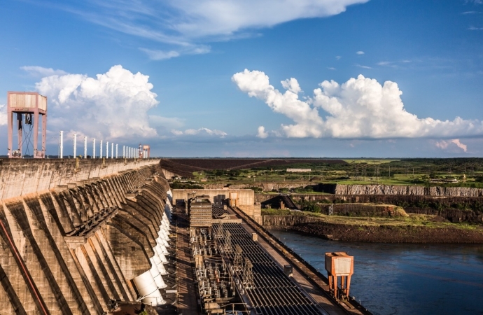 Saldo positivo na Conta de Itaipu vai permitir queda no preço da energia em julho