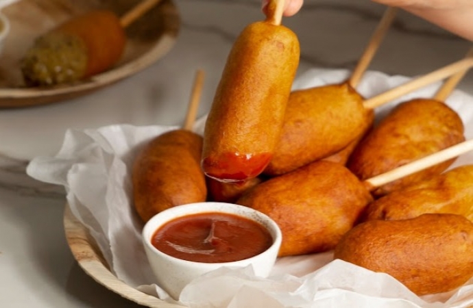 Salsicha Empanada (Corn Dogs)
