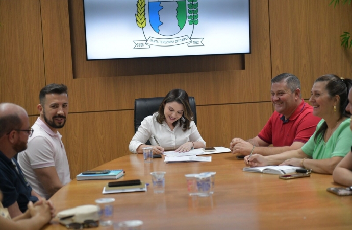 Sancionada lei que concede o complemento financeiro aos enfermeiros, técnicos e auxiliares de enfermagem em Santa Terezinha de  Itaipu