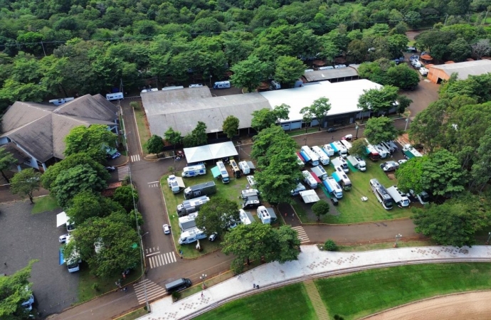 Santa Helena recebe encontro de Motorhomes promovido pelo Grupo Estradeiros do Paraná