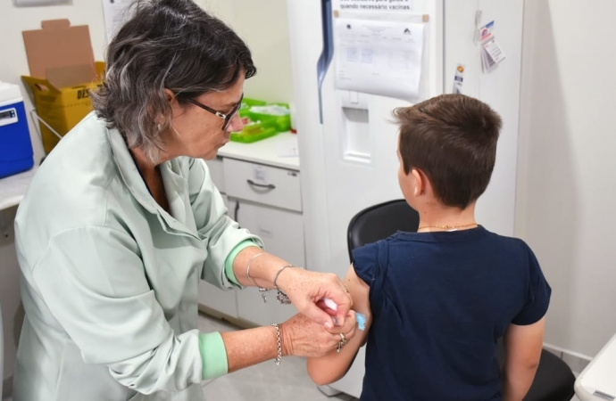 São Miguel do Iguaçu aplica mais de 900 doses de vacinas no ‘Dia D’ de imunização