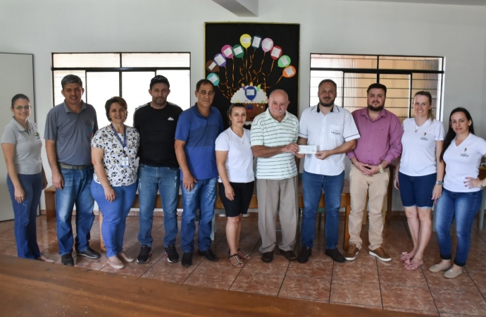 São Miguel do Iguaçu e Acismi entregam lucro das Áreas Vip e Hot da festa de 61 anos para Pestalozzi