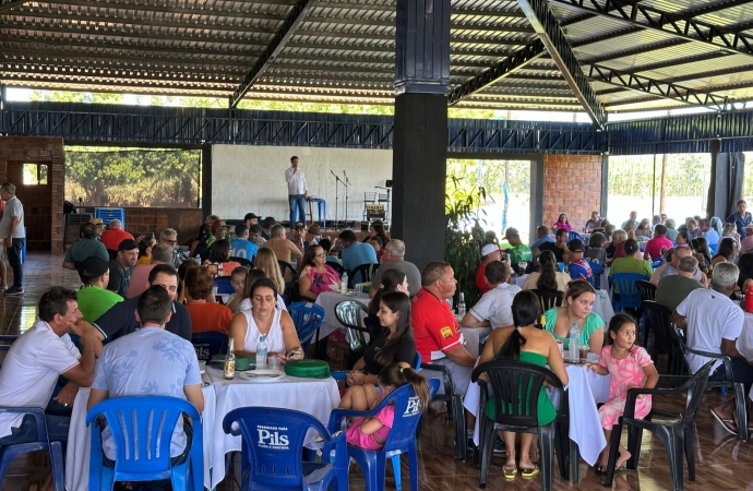 São Miguel do Iguaçu: Produtor rural recebe apoio da comunidade em almoço beneficente