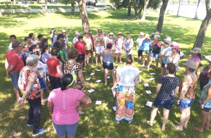 São Miguel do Iguaçu realiza atividades com os participantes da Academia da Saúde no Balneário Ipiranga