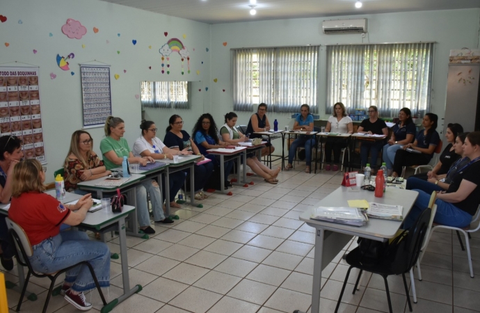 São Miguel do Iguaçu realiza último encontro de formação para professores da Educação Especial