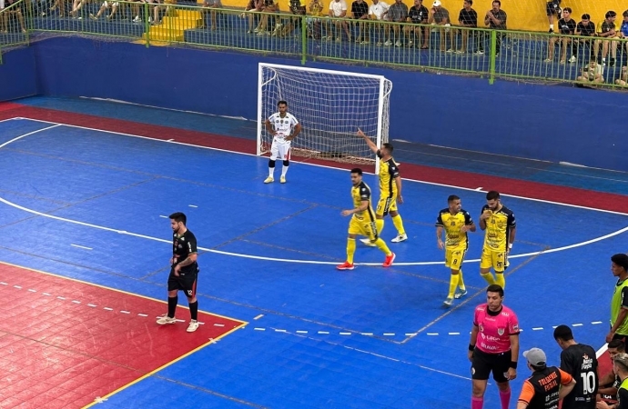 São Miguel Futsal aplica goleada histórica de 10 a 1 sobre o Toledo pela Série Bronze