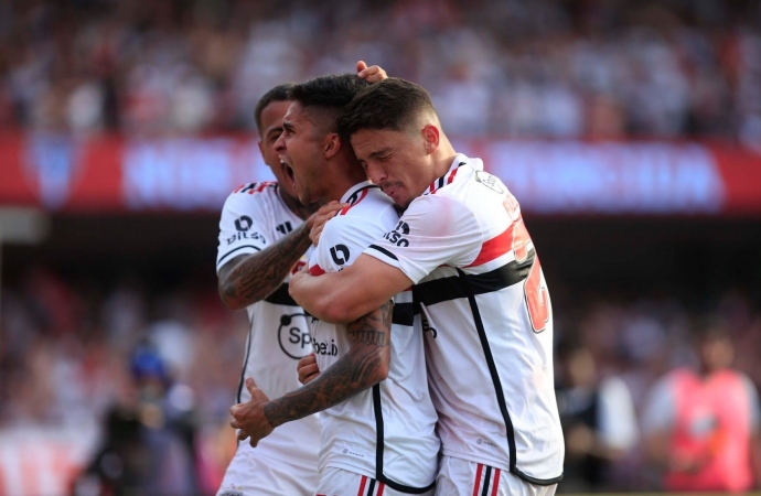 São Paulo empata com o Flamengo no Morumbi e é campeão da Copa do Brasil pela primeira vez