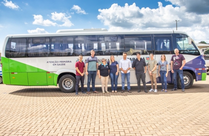 Saúde de Medianeira recebe Ônibus 0 km para transporte de pacientes