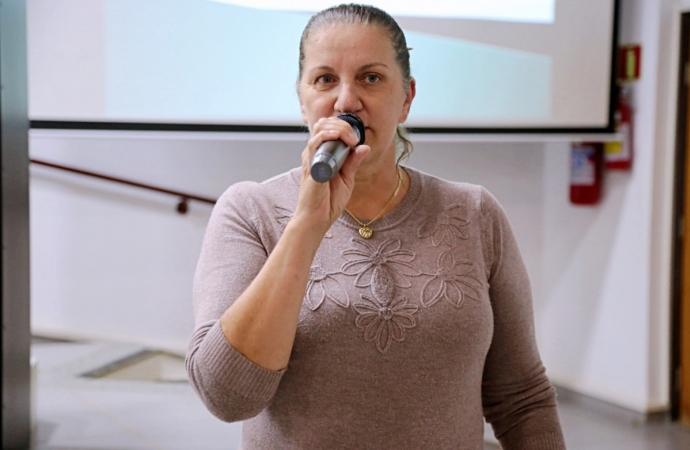 Secretária de Educação fala sobre encontro da Formação do Espectro Autista que foi realizado em Itaipulândia