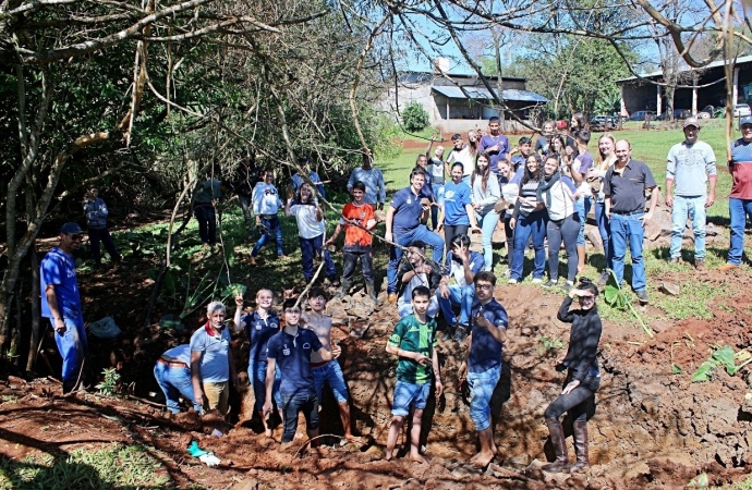 Secretaria de Meio Ambiente de Itaipulândia faz Recuperação de Nascente na Semana da Árvore