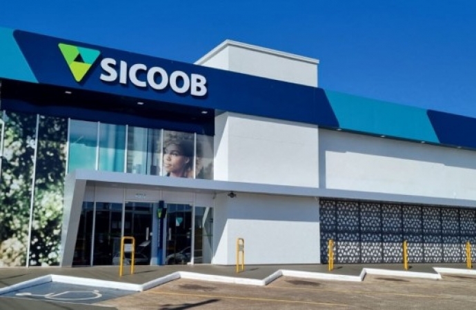 Sicoob oferece crédito consignado a taxas justas e com análise rápida