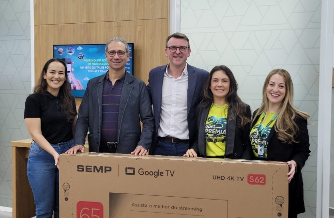 Sicoob Três Fronteiras premia cooperados em novo sorteio da campanha dos 25 anos