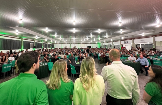 Sicredi Vanguarda celebra resultados de 2025 e projeta ações para 2026 em São Miguel do Iguaçu