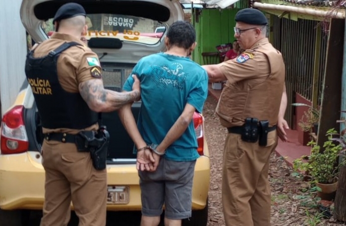 SMI: Homem com tornozeleira eletrônica é preso em Favela da Real por posse ilegal de arma de fogo e tráfico de drogas