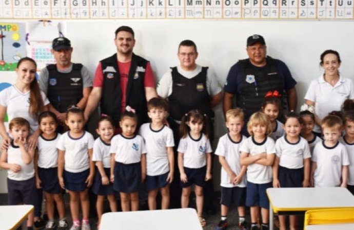 SMITRANS e Guarda Municipal desenvolvem atividade com alunos da Escola Vitorino Barbiero