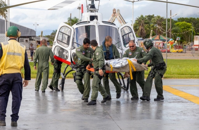 Sobe para 36 o número de óbitos após fortes chuvas atingirem o litoral de São Paulo