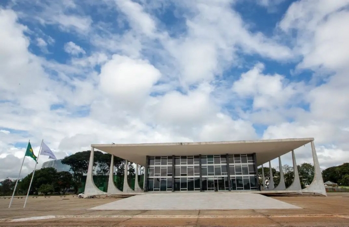 STF confirma Moraes, Dino e Zanin em julgamento de Bolsonaro