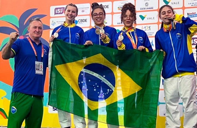 Técnico de São Miguel do Iguaçu comandou a Seleção Brasileira de Karatê Escolar Feminino em Mundial