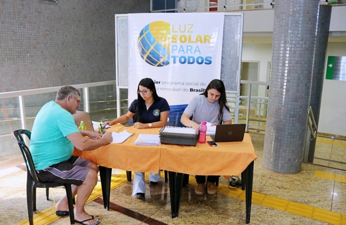 Terceira etapa do Luz Solar Para Todos beneficia mais 478 famílias em Itaipulândia