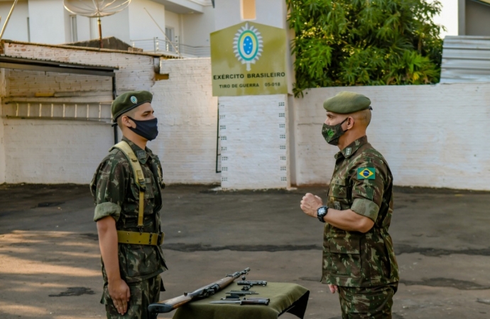 Tiro de Guerra recebe visita do Chefe da Seção, Coronel Wilton Carlos Sanches Lima