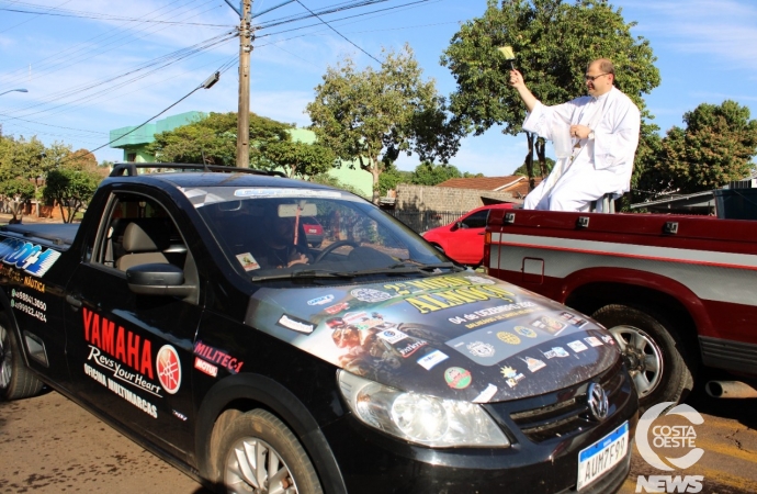 Tradicional benção dos carros é realizada pela Capela São Cristóvão em Santa Helena