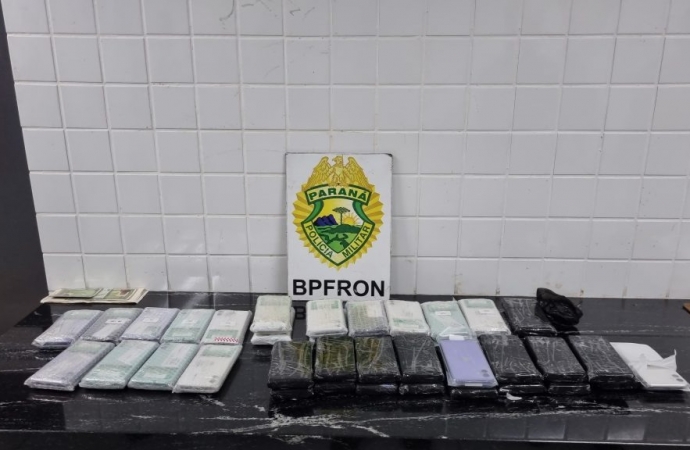 Três mulheres são detidas pelo BPFRON com eletrônicos