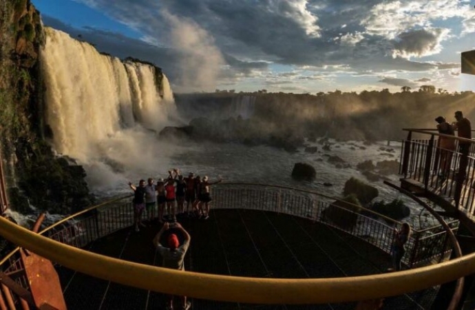 Turismo em alta: veja o movimento no feriado de carnaval em Foz do Iguaçu