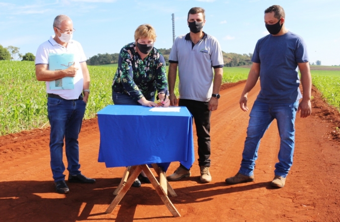 Um dos últimos trechos de estrada de terra em Itaipulândia irá receber pavimentação poliédrica