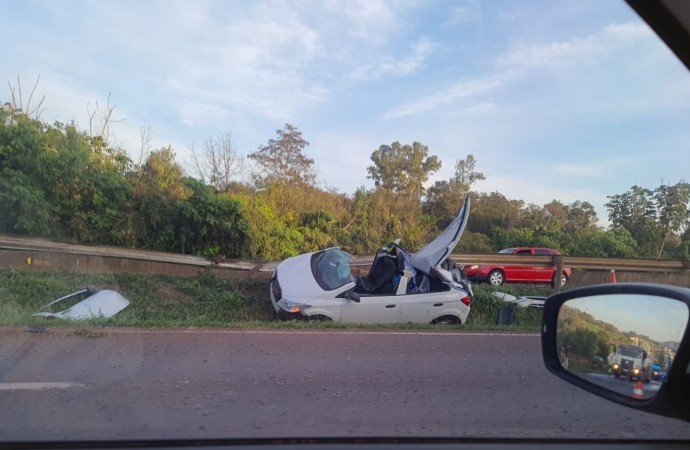 Uma pessoa morre e duas ficam feridas em acidente na BR-277, em Medianeira