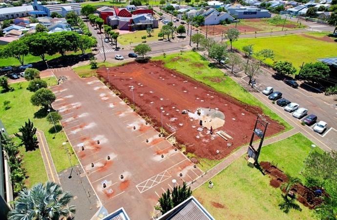 Usina fotovoltaica atenderá o Paço Municipal de Itaipulândia  e servirá como estacionamento