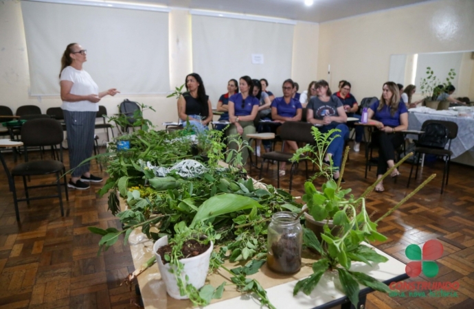 Uso popular das plantas medicinais é tema de capacitação para profissionais da saúde em Missal