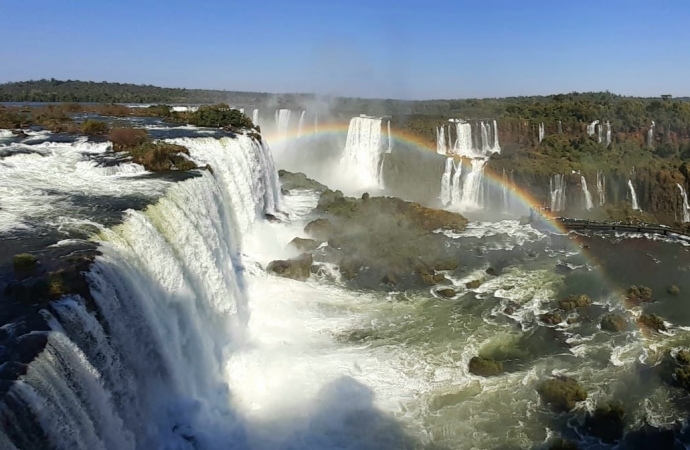 Vazão das Cataratas do Iguaçu está acima da média