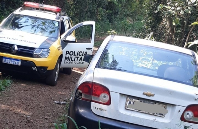 Veículo furtado é encontrado abandonado em São Miguel do Iguaçu