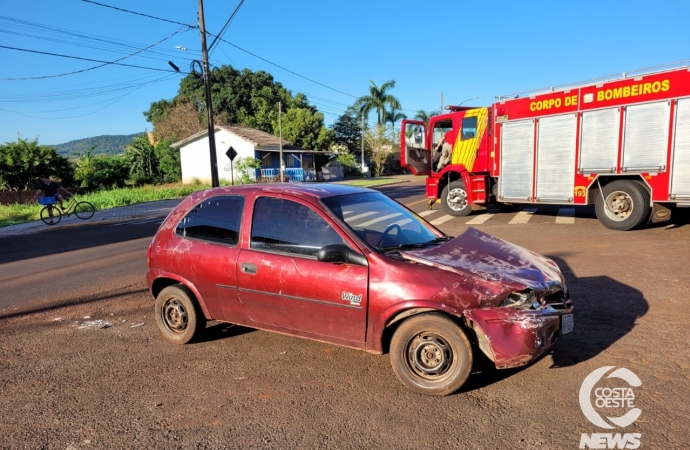 Veículos colidem na PR 317, em distrito de Santa Helena