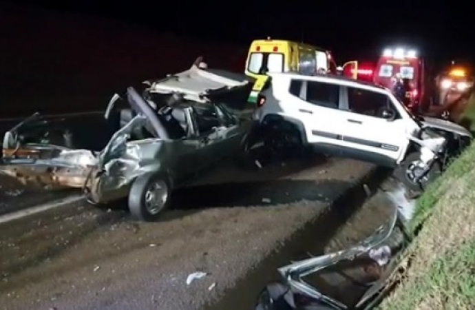 Veículos de Santa Helena se envolvem em acidente na BR 277