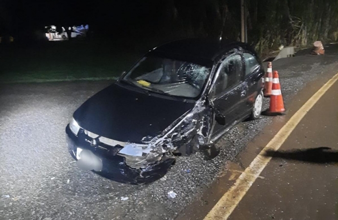 Veículos se envolvem em acidente na PR 495 em Santa Helena