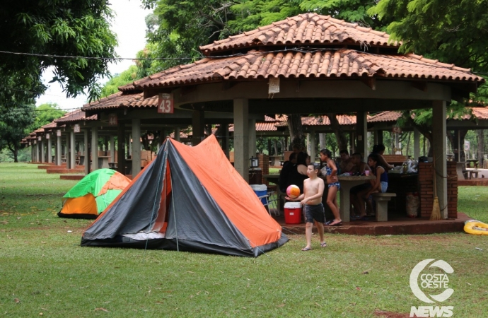 Veranistas podem se cadastrar para concorrer aos quiosques do Balneário de Santa Helena