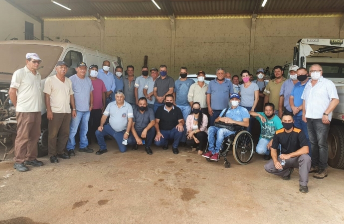 Vereadores visitam secretarias de Agricultura e Obras e constatam principais dificuldades