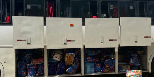 Abordagem da Receita Federal resulta na apreensão de dois ônibus de turismo e tem mercadorias avaliadas em R$ 300.000,00