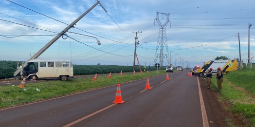 Acidente na PR-877 deixa uma vítima gravemente ferida, em Santa Helena