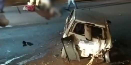 Homem é ejetado de carro em acidente na BR-277, em Medianeira