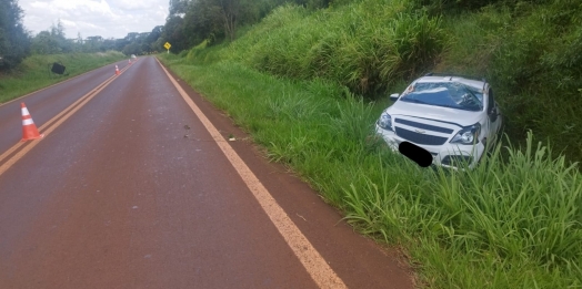 Acidente na PR-180 deixa condutora ferida