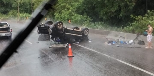 Acidente sem vítimas na BR-277 próximo ao Castelinho em Matelândia