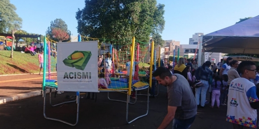 ACISMI participou do evento da Associação das Mães e Amigos dos Autistas de São Miguel