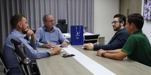 Administração de Itaipulândia busca parceria com a Faculdade UNIGUAÇU para impulsionar inovação e qualificação