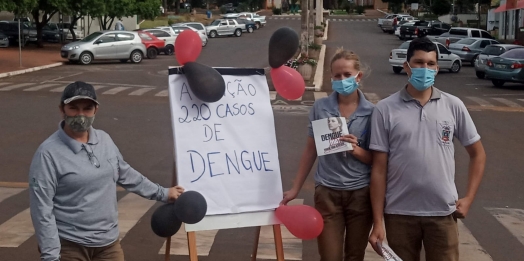 Agentes de Endemias de Missal realizam Blitz de Conscientização contra a dengue