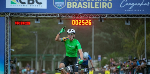 Alex Malacarne é Campeão Brasileiro de Mountain Bike em sua Estreia na Categoria Elite