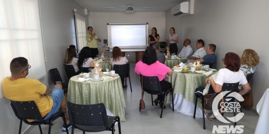 Amesfi promove café com vereadores e apresenta projetos e demandas