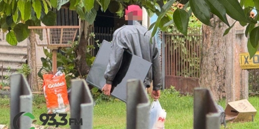Andando tranquilão pela rua, dupla é presa em Santa Helena com objetos furtados