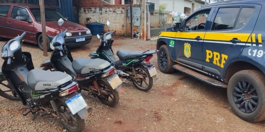Após denúncia de furto, PRF recupera três motocicletas paraguaias em Medianeira